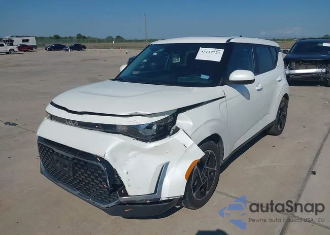 KNDJ33AU1P7846069: 43137723