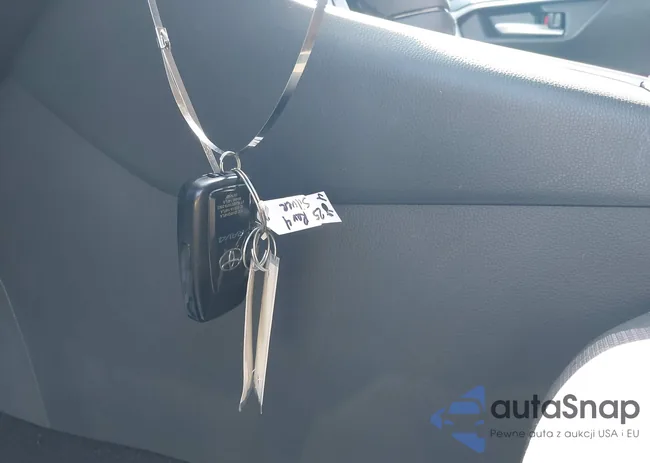 2T3W1RFV3SC321609: 43137725