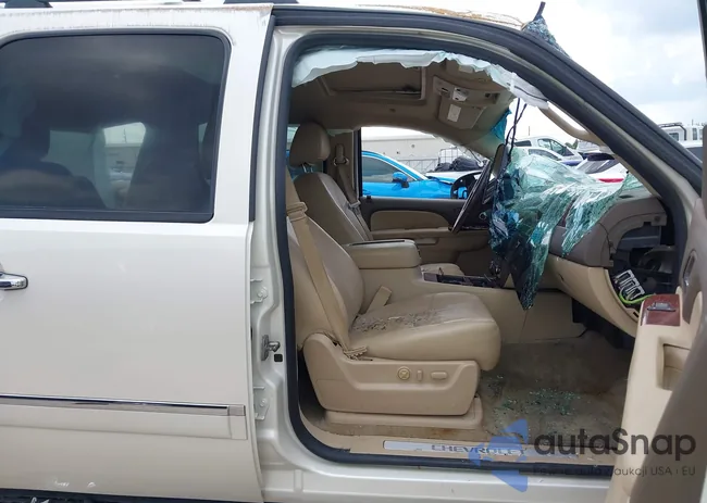 1GNSCKE03DR296290: 43137948