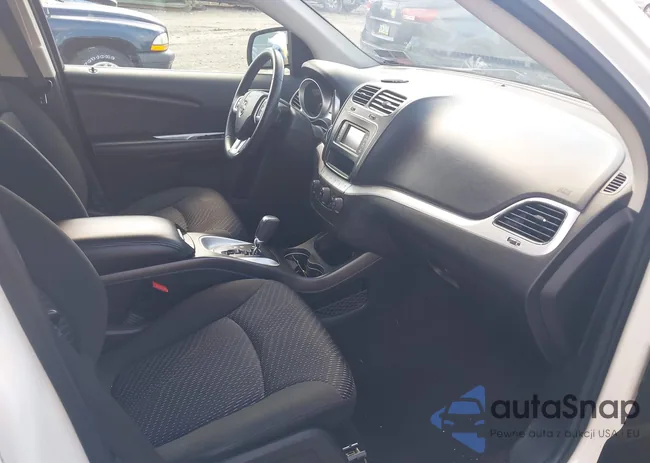 3C4PDCBB2KT701390: 43137969