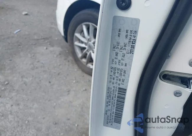 3C4PDCBB2KT701390: 43137969