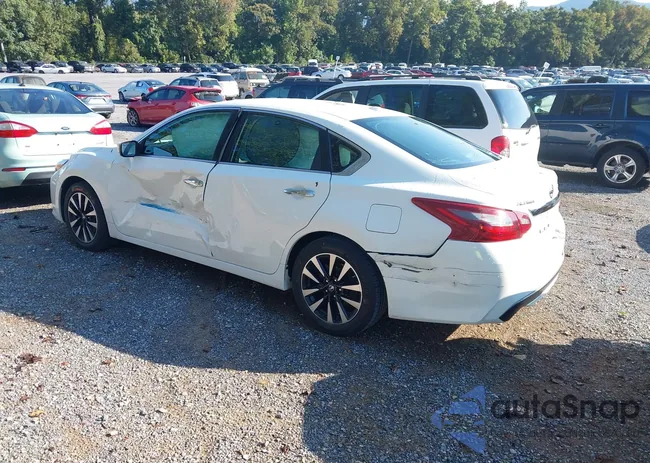 1N4AL3AP0JC146073: 43139194