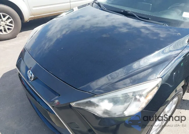 3MYDLBYV9HY152835: 43139494