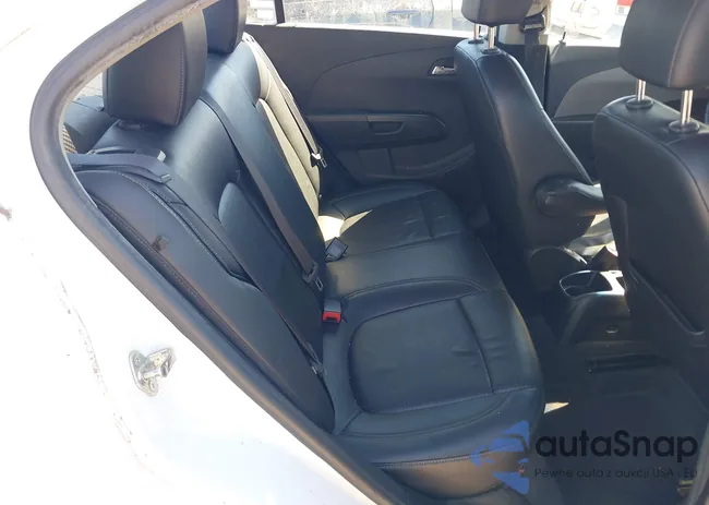 1G1JE5SG8D4171647: 43139601