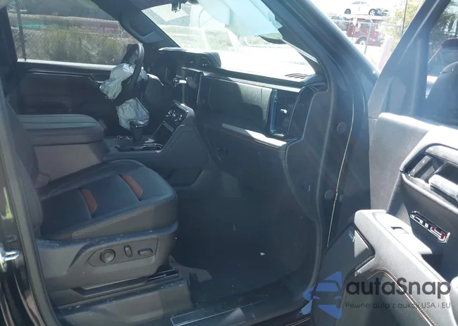 3GTUUEE84SG281302: 43138725