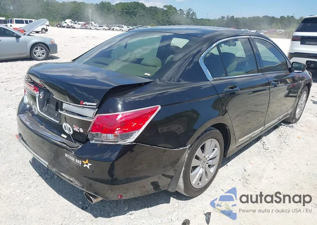 1HGCP2F73CA016105: 43138995