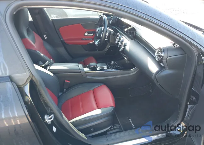 W1K5J4GBXLN121732: 43139004