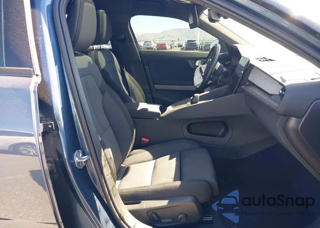 YSMEG3KA5PL112461: 43140139