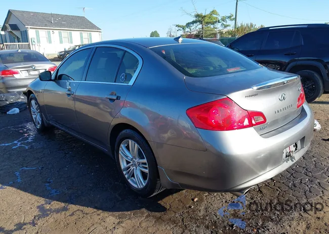 JN1CV6ARXFM650621: 43140165