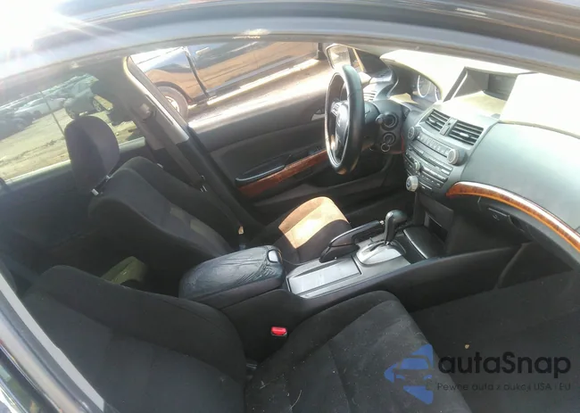 1HGCP2F71CA022792: 43140213