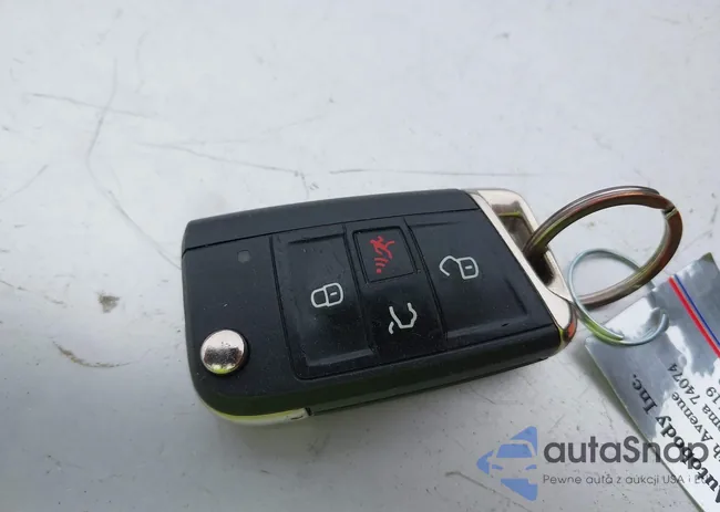 3VV2B7AX2LM025105: 43140245