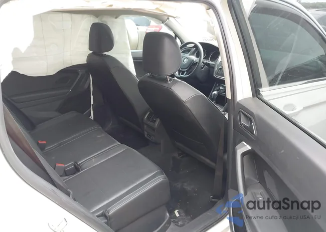 3VV2B7AX2LM025105: 43140245