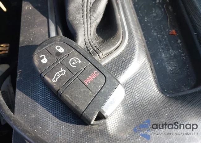 2C3CDXCT4GH180559: 43140301