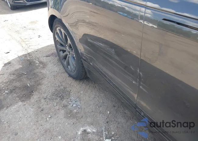 SALYL2RV1JA747650: 43140412