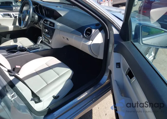 WDDGF4HB1ER308331: 43140537