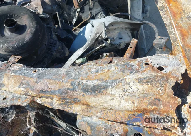 WBAXH5C5XDD113879: 43140658