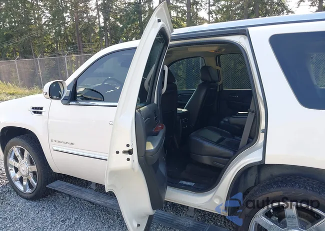 1GYFK63818R108508: 43140037