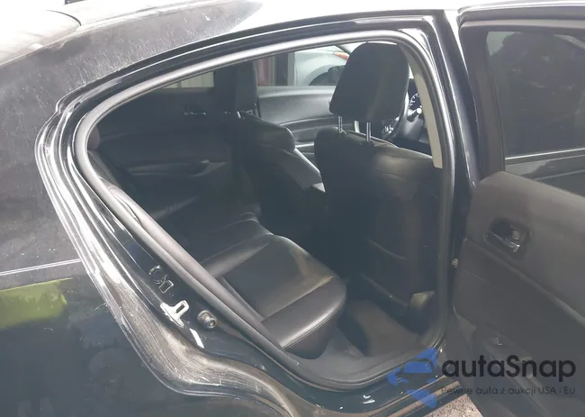 19UDE2F3XJA000732: 43141185