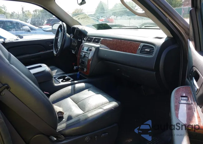 2GCEK190881205932: 43141479