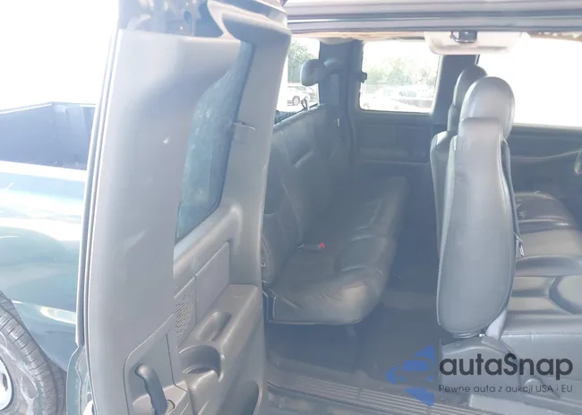 2GCEK19V141107797: 43141516