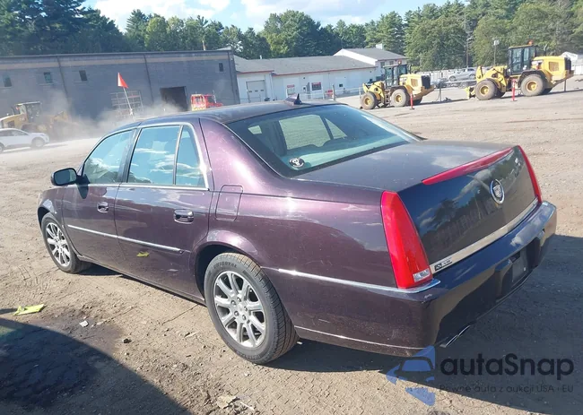 1G6KD57Y09U103384: 43141625