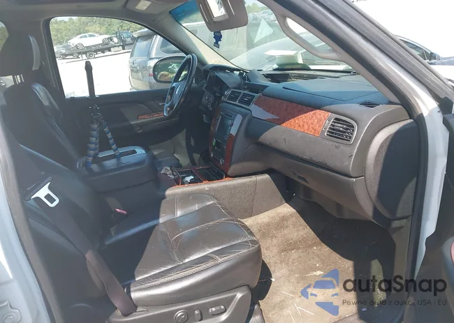 1GNFC16077R391112: 43140745