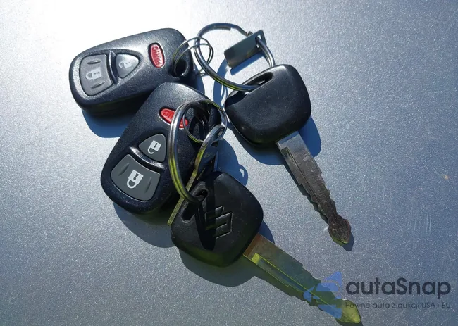 JS2YB5A32C6306708: 43140781