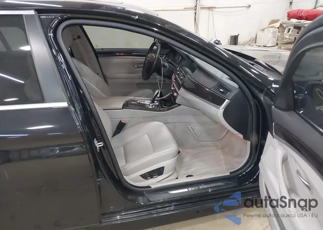 WBAXH5C55DD111828: 43140790