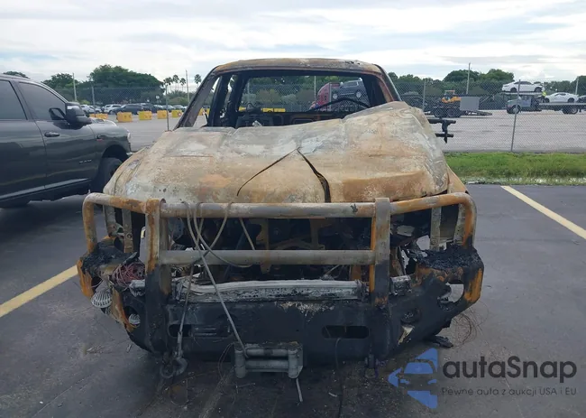 1GCHK236X8F116811: 43140880