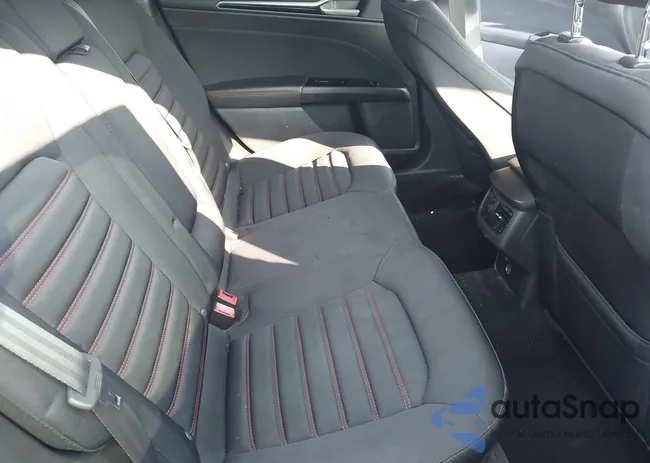 3FA6P0H96ER253426: 43142140