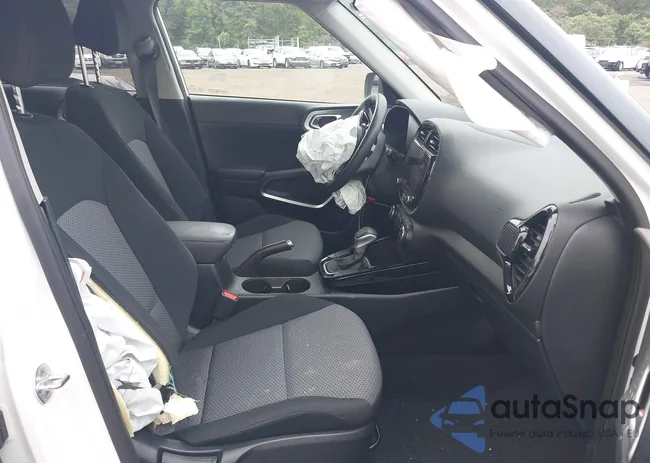 KNDJ23AU6P7848323: 43142280