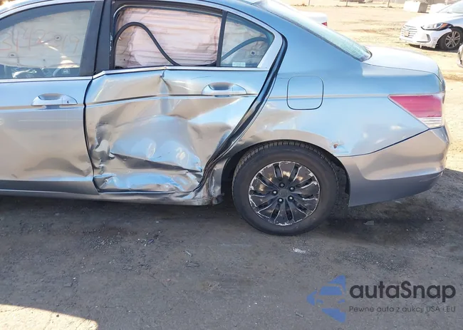 1HGCP2F32BA151135: 43142319