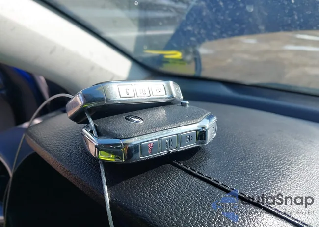 3KPF24AD7ME372672: 43142412