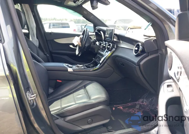 WDC0G4KB3HF145926: 43142557