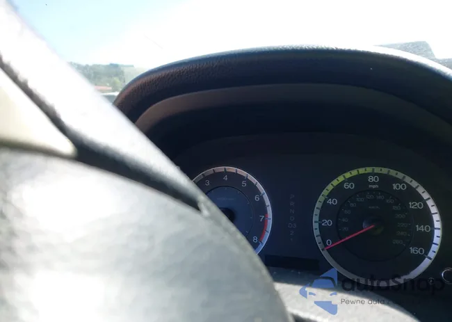 1HGCP368X9A043650: 43142596