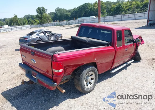 1FTYR44U78PA87976: 43142616