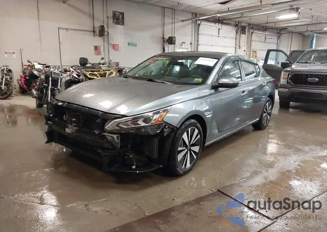 1N4BL4DV1MN395933: 43142642