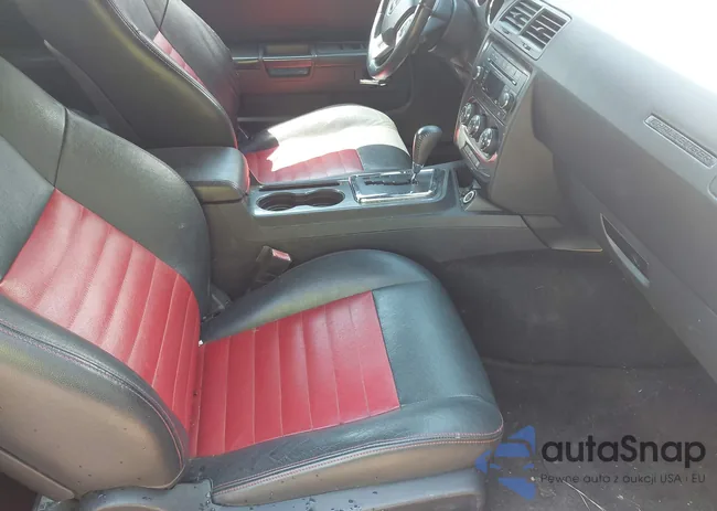 2C3CDYAGXDH540585: 43141672