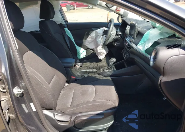 3KPF24AD5ME289208: 43141678