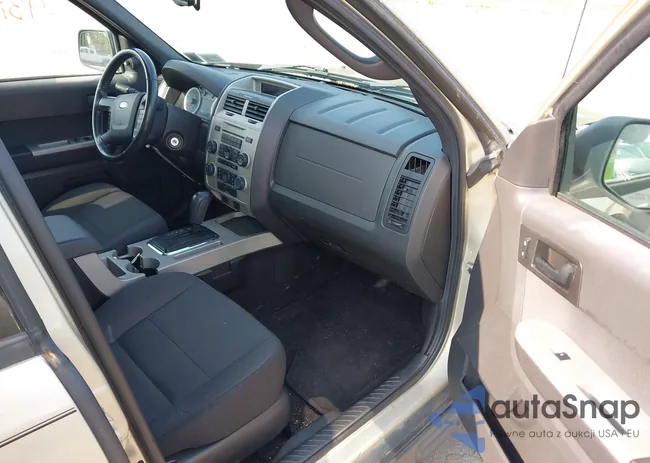 1FMCU9D7XBKB92611: 43141695