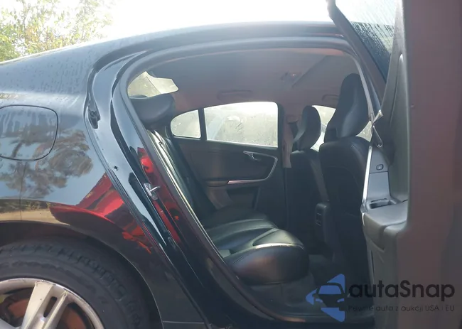 YV1612TK4F1345481: 43141748