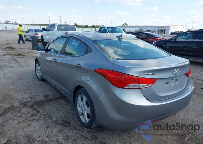 KMHDH4AE5CU206743: 43143146