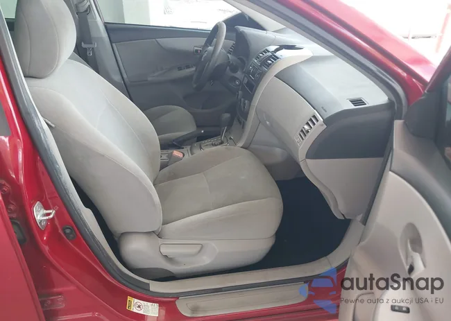 2T1BU4EE6BC579528: 43143205