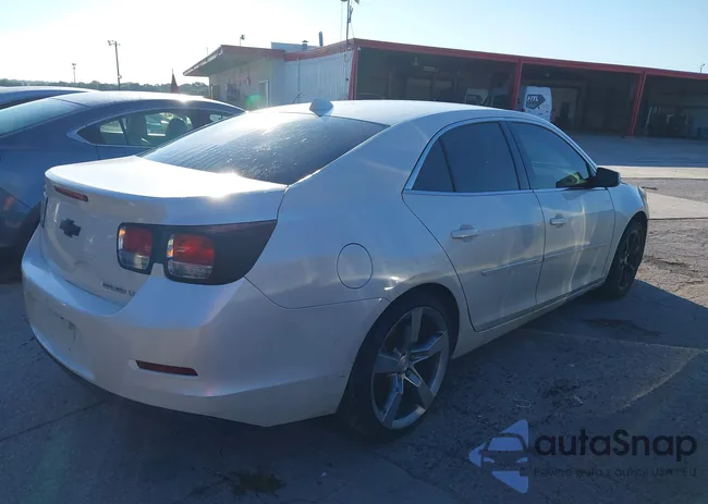 1G11E5SA3DF180627: 43143310