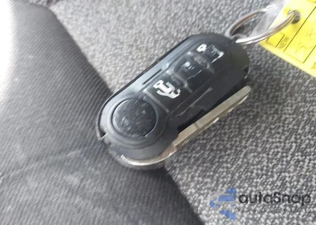 3C6TRVAG1FE508383: 43143480