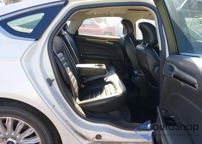 3FA6P0LUXDR318532: 43143565