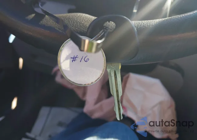 5NPD84LFXJH335174: 43142661