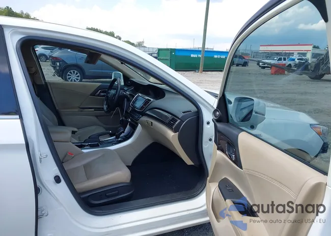 JHMCR6F56HC011456: 43142677