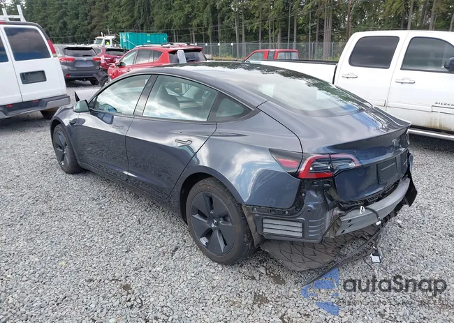 5YJ3E1EB2PF660342: 43142799