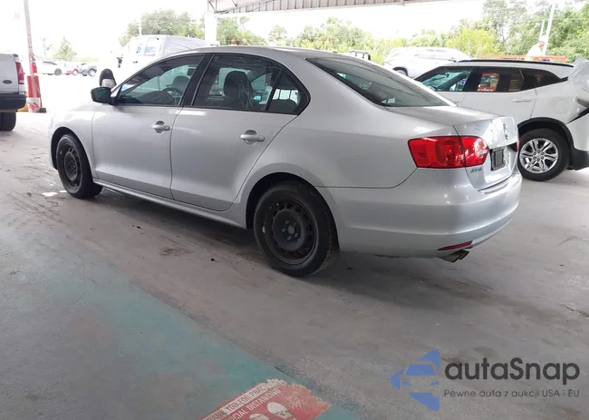 3VW2K7AJ3CM342575: 43142810